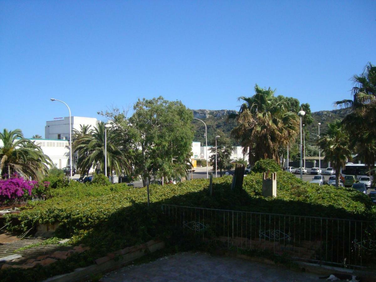 Apartment Per 4 Persone Al Poetto Di Cagliari